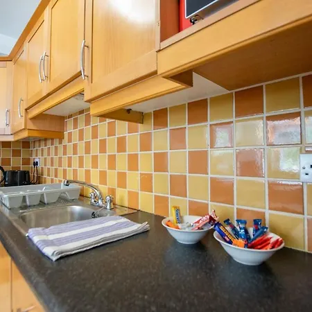 Spacious 5 Bedroom House Сasa de vacaciones Galway