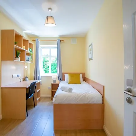 Сasa de vacaciones Spacious 5 Bedroom House