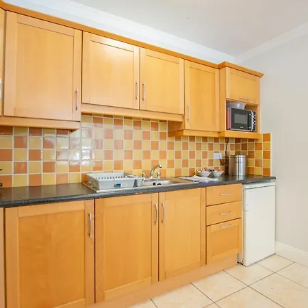 Сasa de vacaciones Spacious 5 Bedroom House *